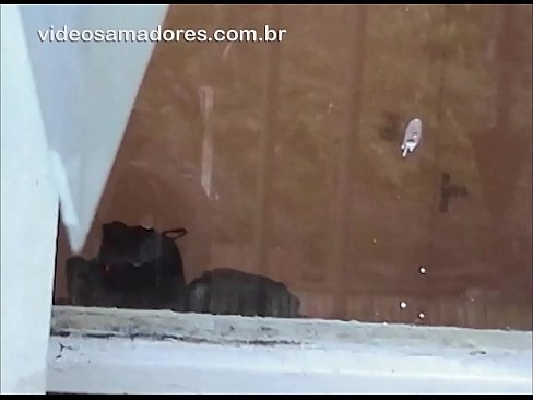 ❤️ Home excitat mirant la seva xicota amb un altre noi, gravant un vídeo de merda sense molestar la parella ❤ Putes a nosaltres ca.serviporno.ru ❤